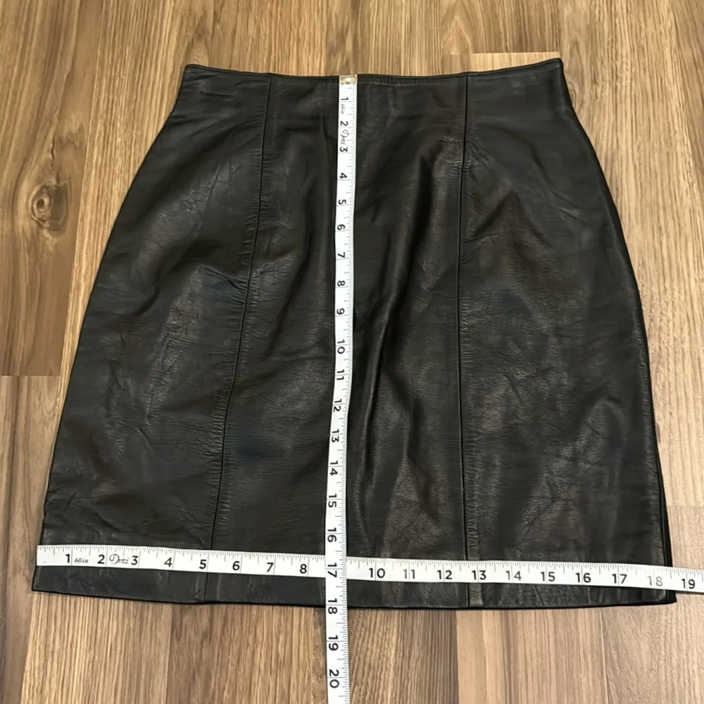 Byrnes & Baker Genuine Leather Soft Black Lined High Waist Zip Up Midi Skirt 10 - Picture 8 of 13